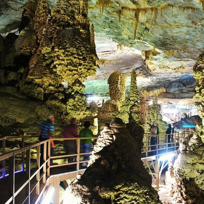 Grutas de Bustamante