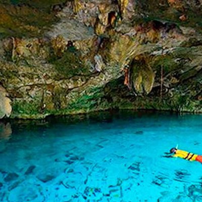 Cenote Dos Ojos