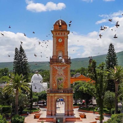 Reloj Monumental Tecozautla