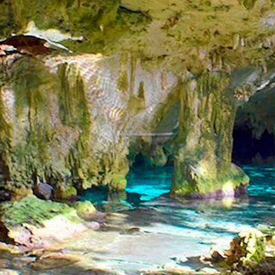 Cenote Dos Ojos