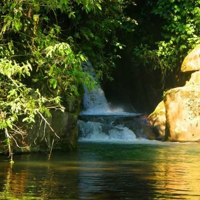 Cascada Bola de Oro