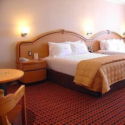 Suites Inn La Muralla Metepec